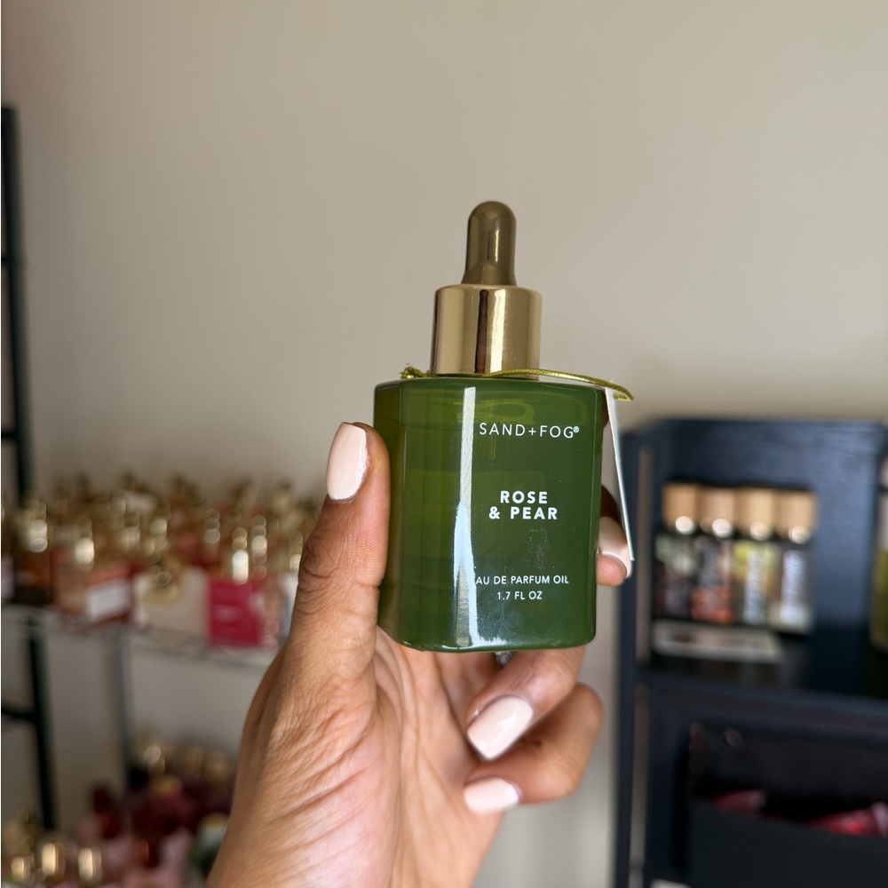 Sand and Fog Rose & Pear Eau de Parfum Oil